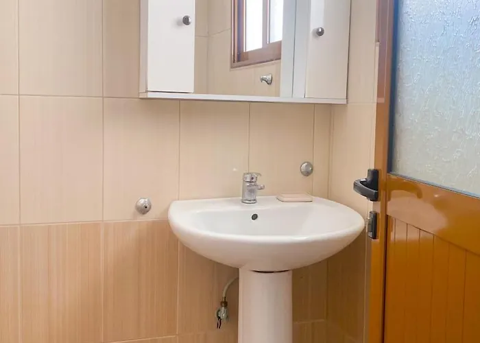 Daire Mikel's House *